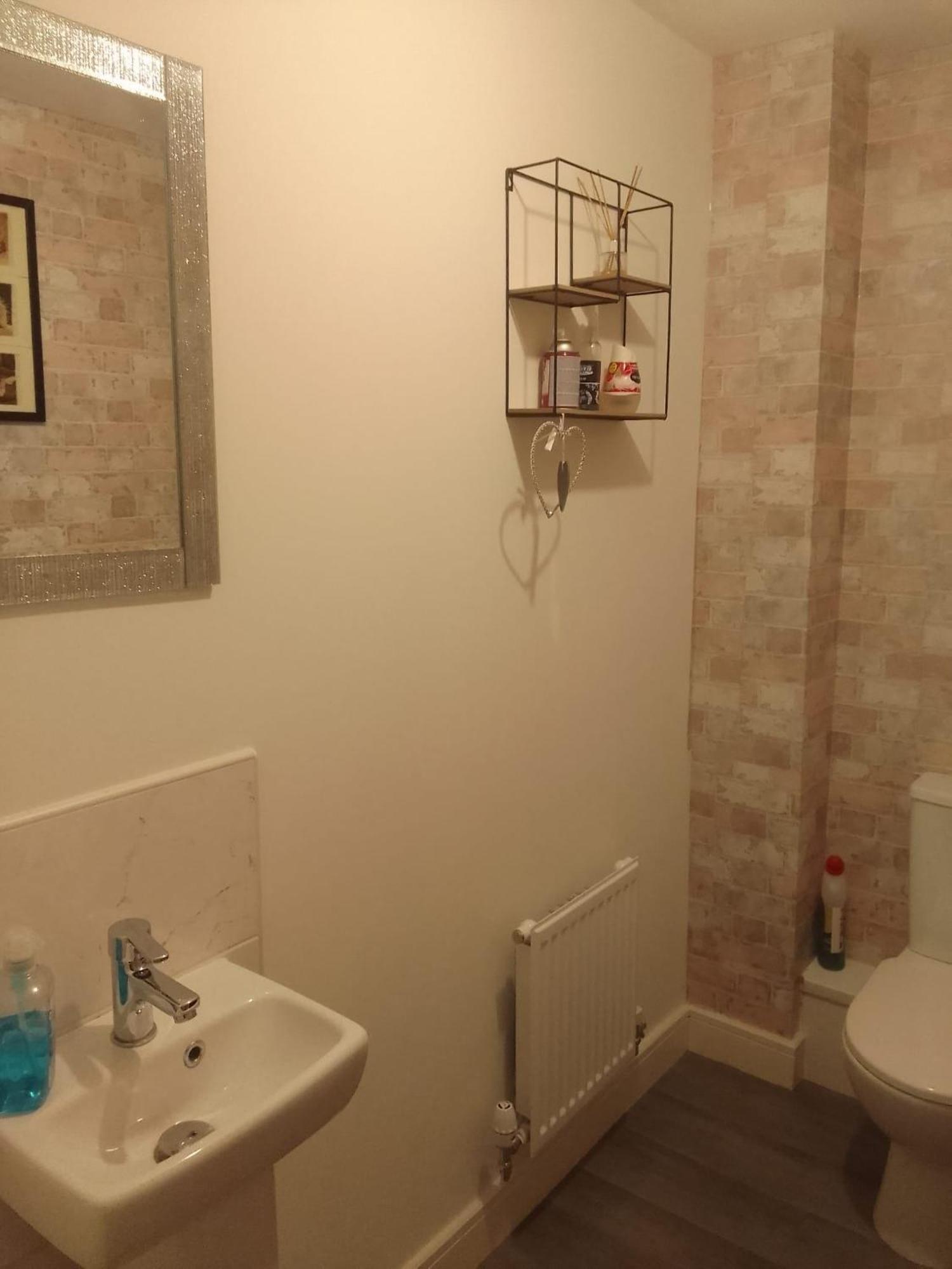 Ideal Home & Cottage Inviting 4 Bedroom Apartments Walsall Esterno foto